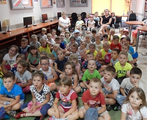 Spotkanie dzieci z Luizą Borkowska - Ziółkowską z okazji Dnia Dziecka