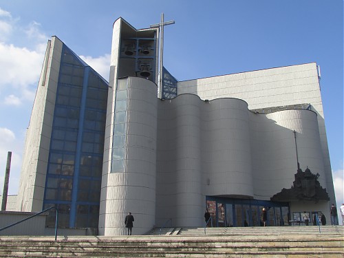 Parafia św. Jadwigi Królowej i Wydawnictwo PETRUS