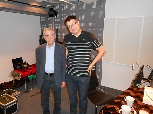 Jerzy Trela i Paweł Piotrowski w nagraniu książki ks. Marka Starowieyskiego