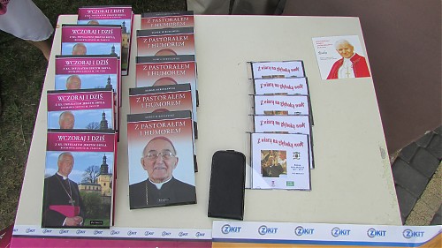 Wczoraj i dziś z pastorałem i humorem... w Radawie