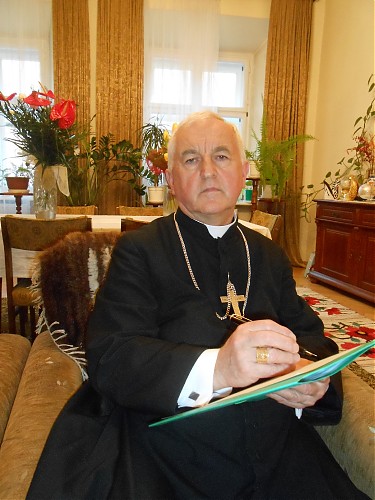 Jerzy Trela w nagraniu wierszy bp. Jana Szkodonia do muzyki Pawła Piotrowskiego