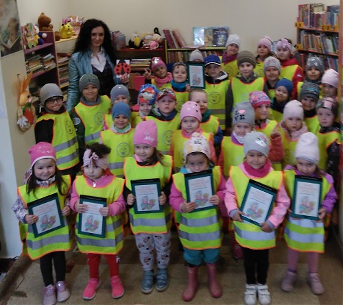 Spotkanie dzieci z Luizą Borkowska - Ziółkowską w ramach tzw. ”Tygodnia bibliotek”